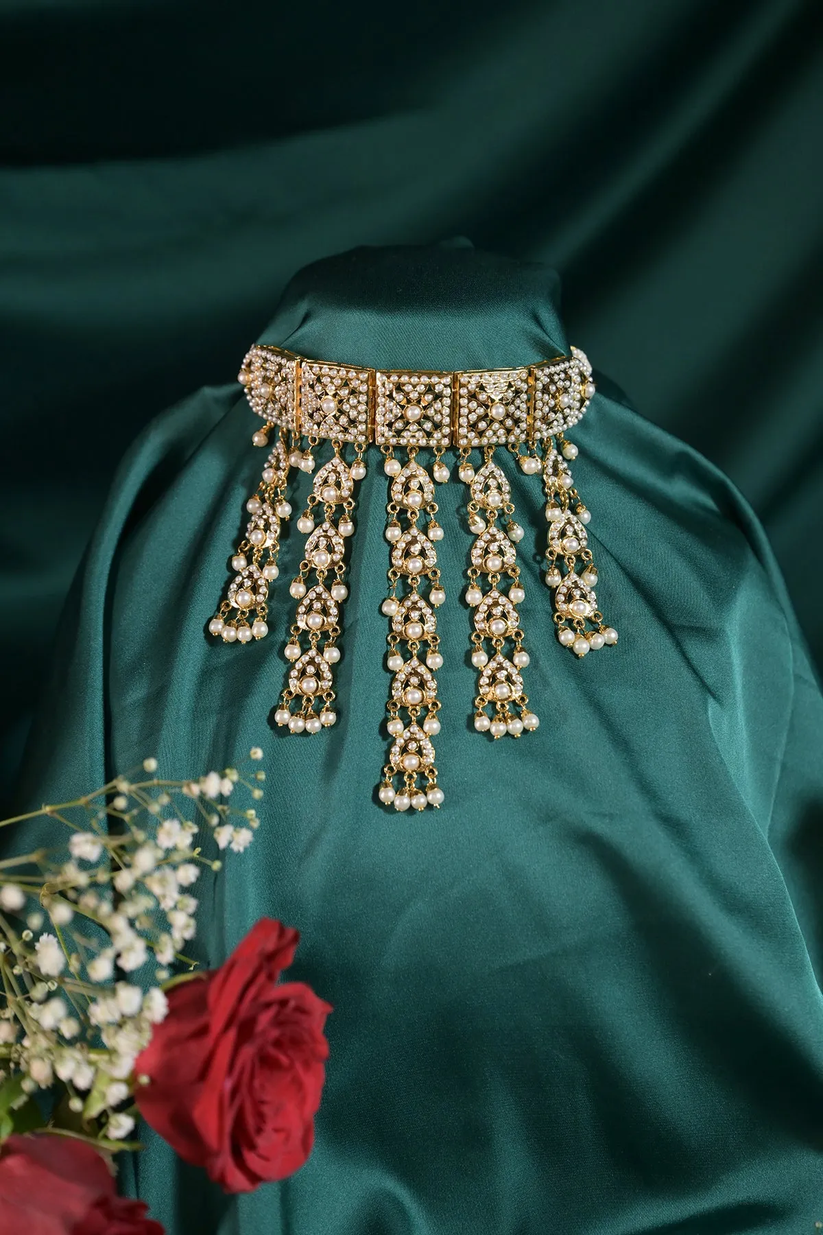 Vidhira Aura Necklace
