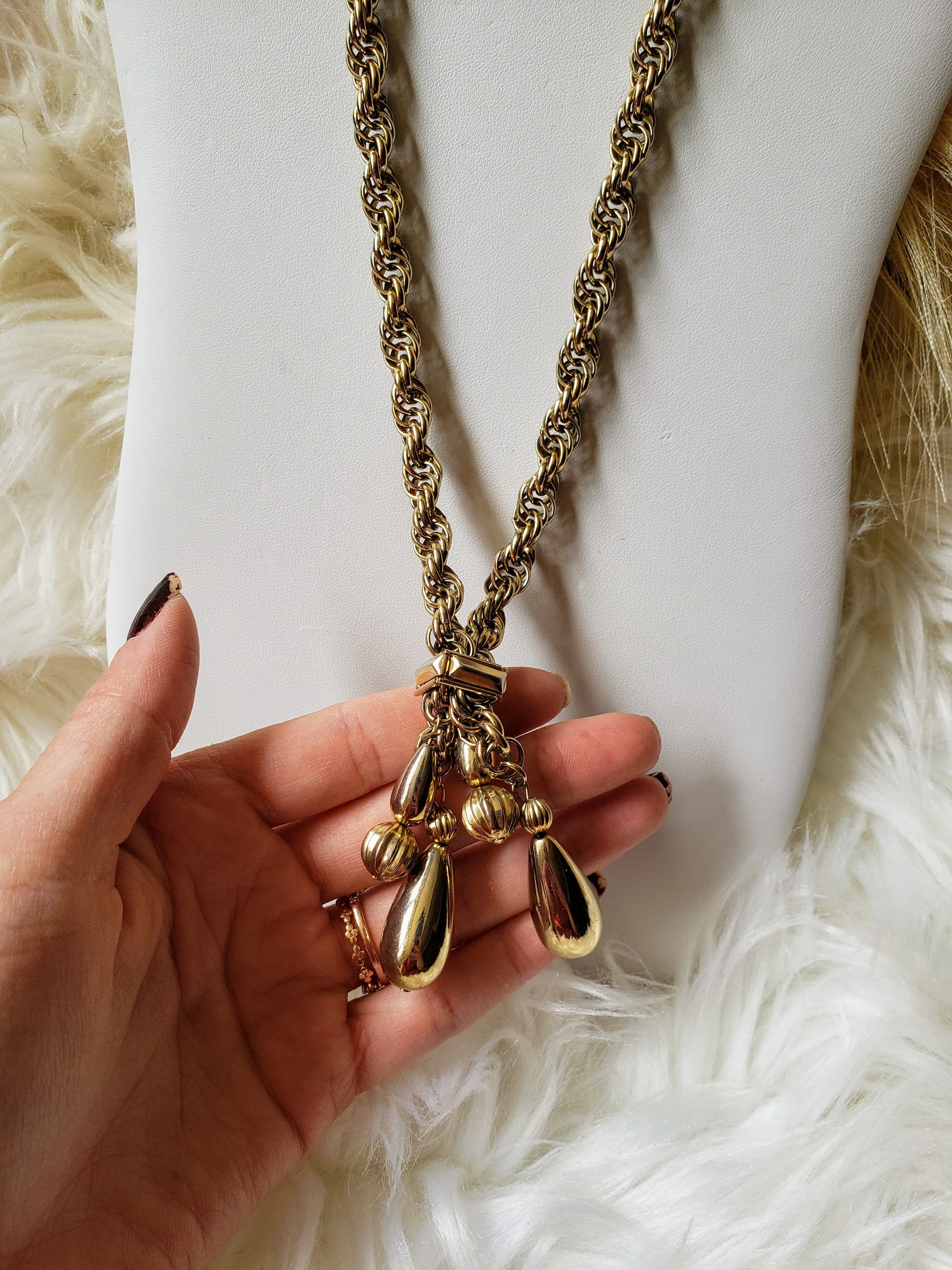 Vintage - Gold Pendant Chain Necklace