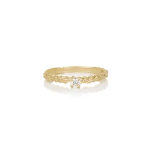 Women's diamond ring