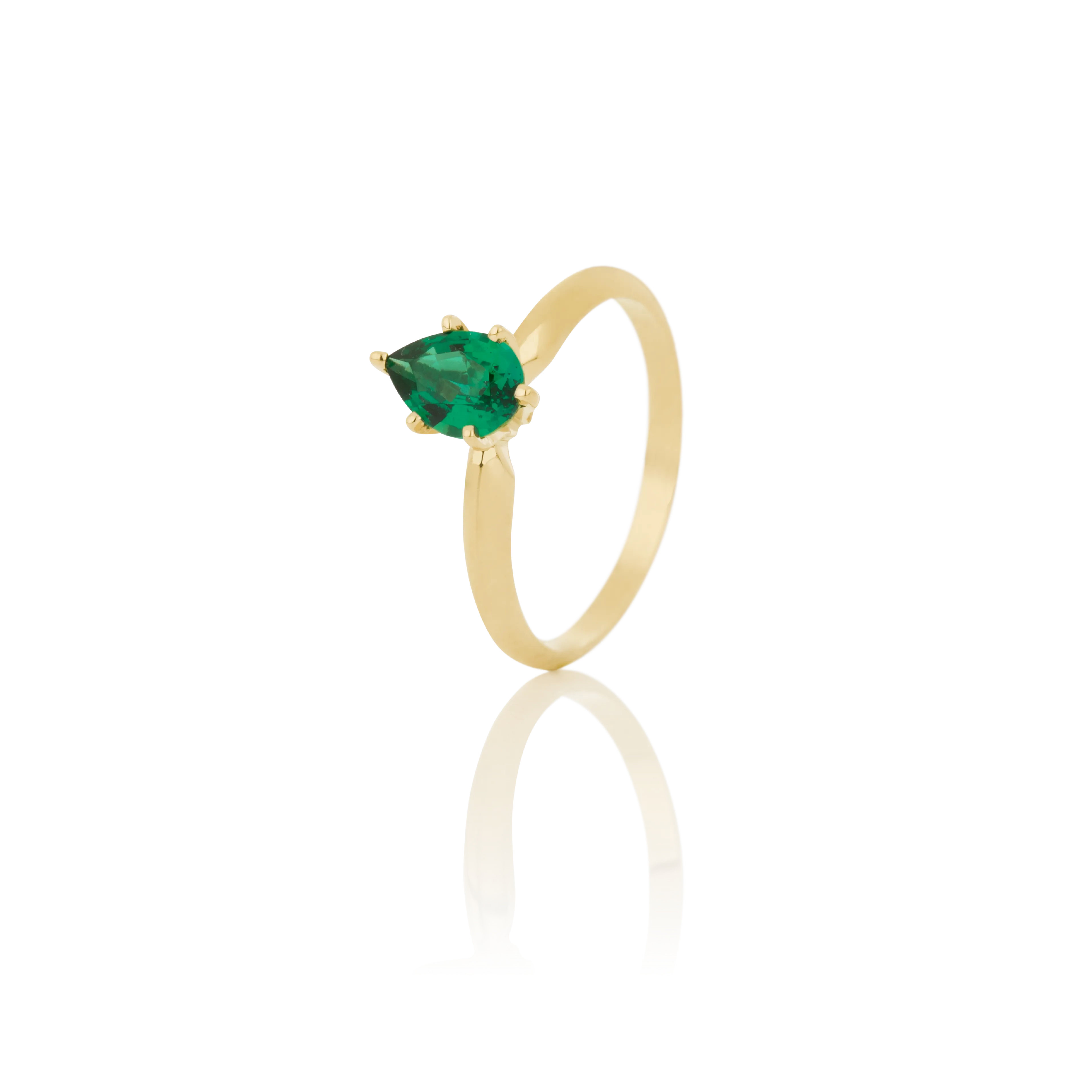 Women's emerald ring
